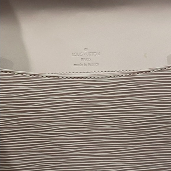 Louis Vuitton Lilac Epi Leather Ramatuelle Bag - Picture 8 of 16